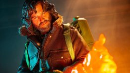 New Mondo THE THING Figure Brings MacReady and Monsters to Life